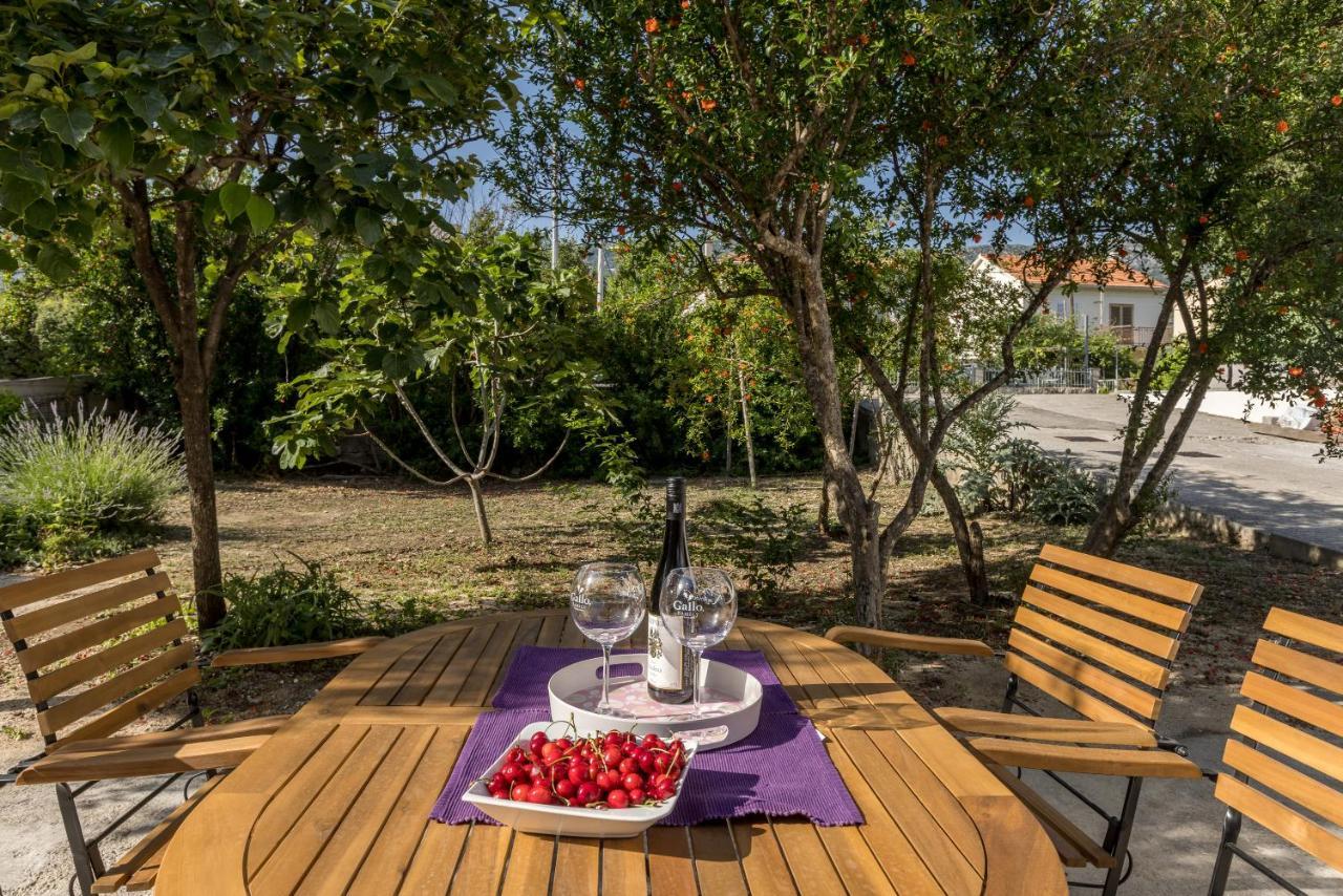 Apartment Lamaro Kaštela Exteriér fotografie