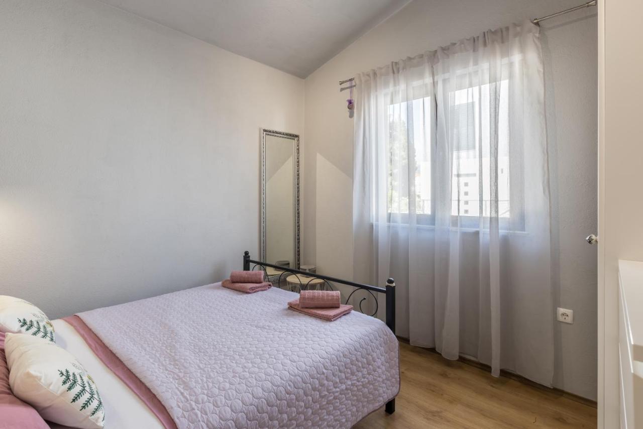 Apartment Lamaro Kaštela Exteriér fotografie