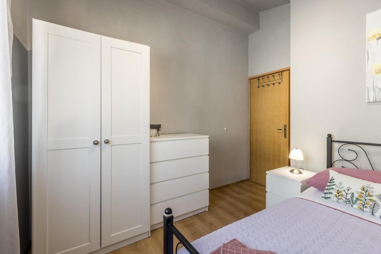 Apartment Lamaro Kaštela Exteriér fotografie