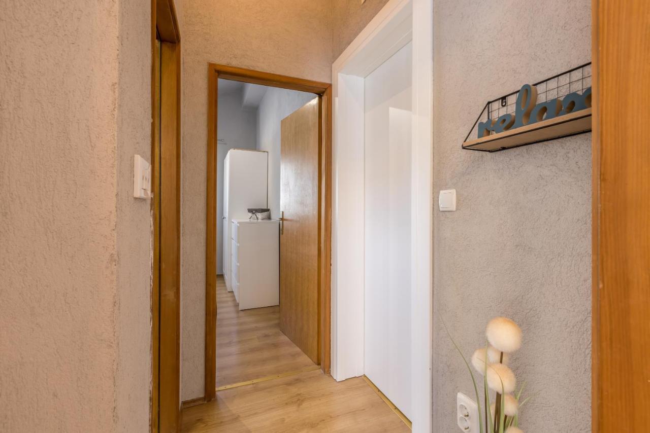 Apartment Lamaro Kaštela Exteriér fotografie
