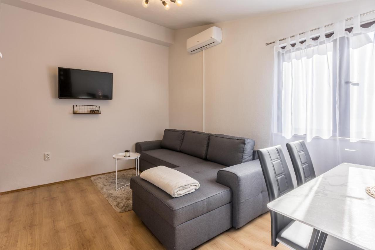 Apartment Lamaro Kaštela Exteriér fotografie
